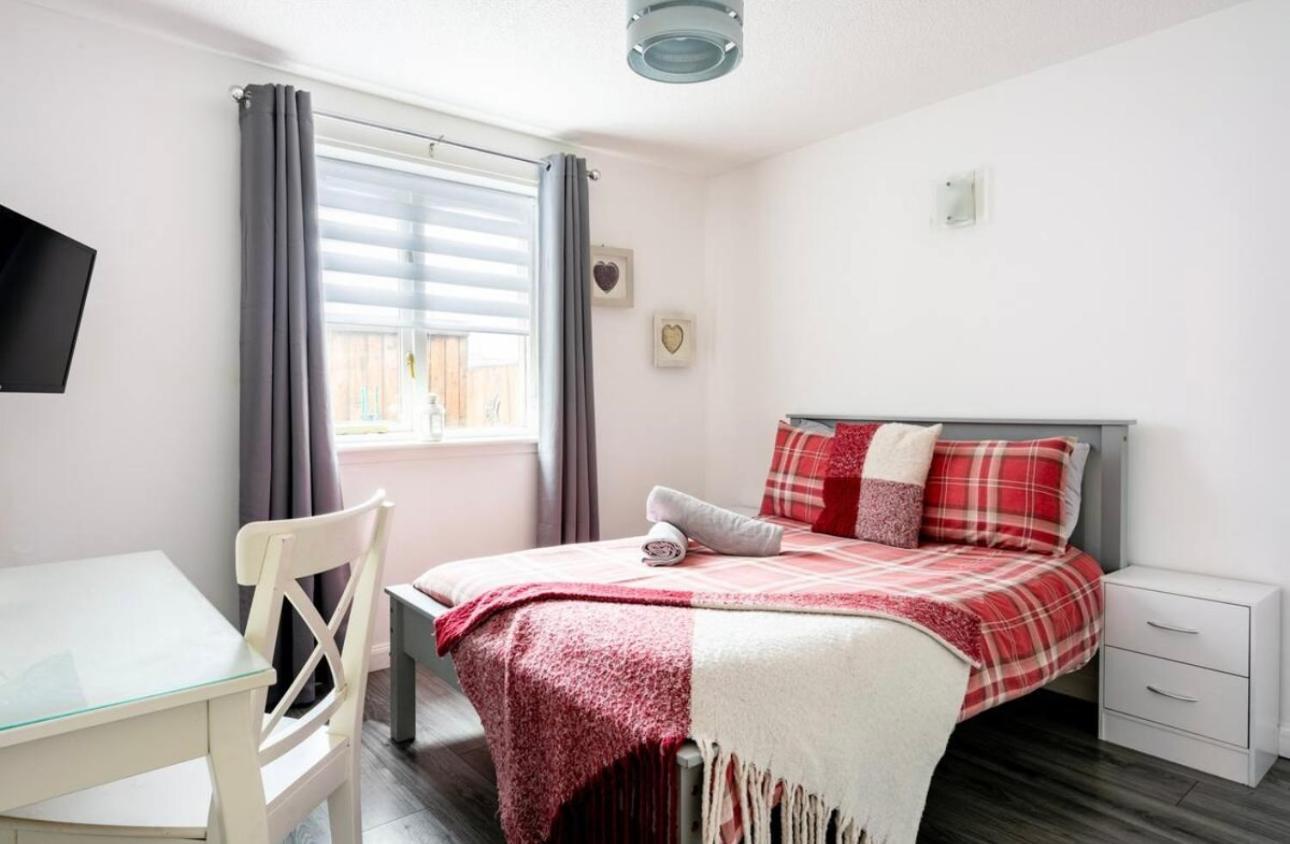 Ochil View Holiday Let Tullibody Extérieur photo